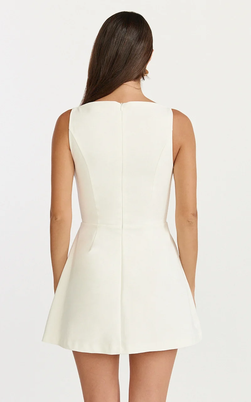 Eloise Playsuit - Straight Neck Fit And Flare Playsuit in White