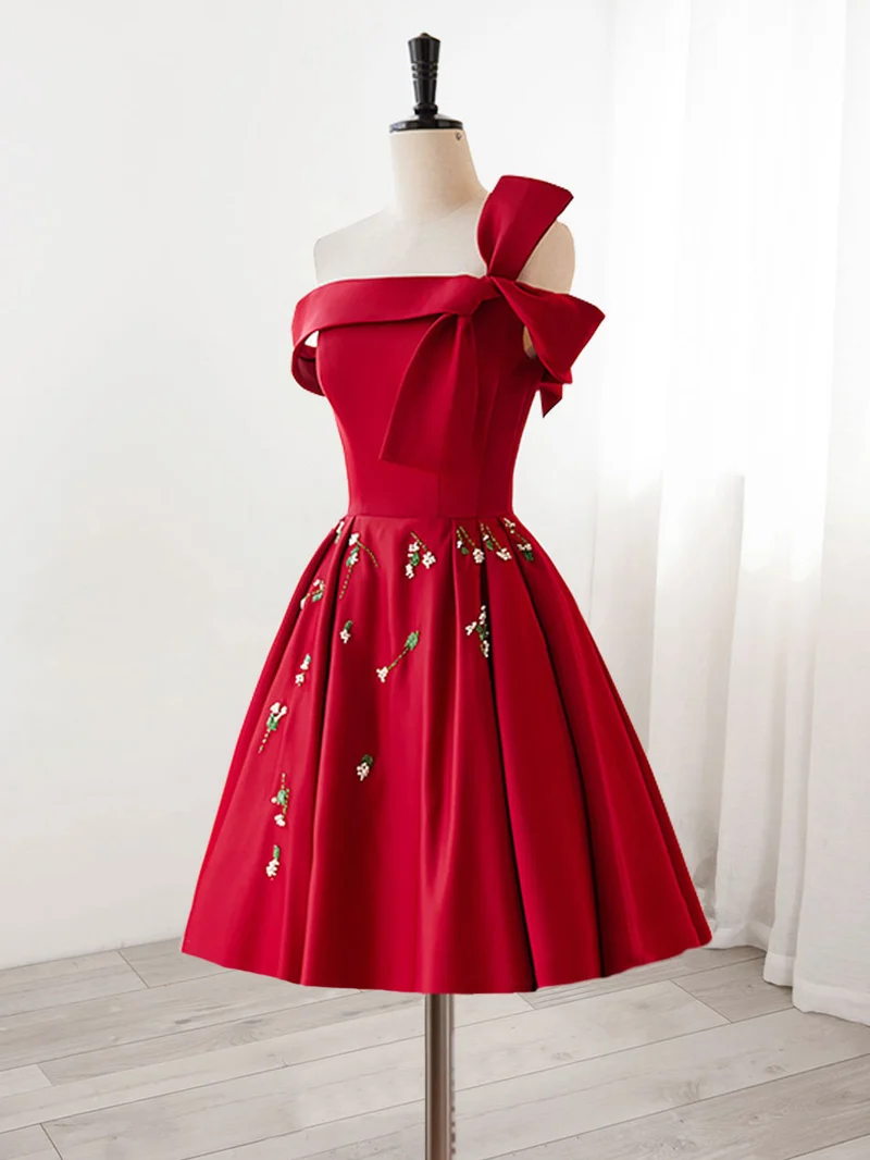 Robe de soirée courte rouge unique, robe de danse de 8e année