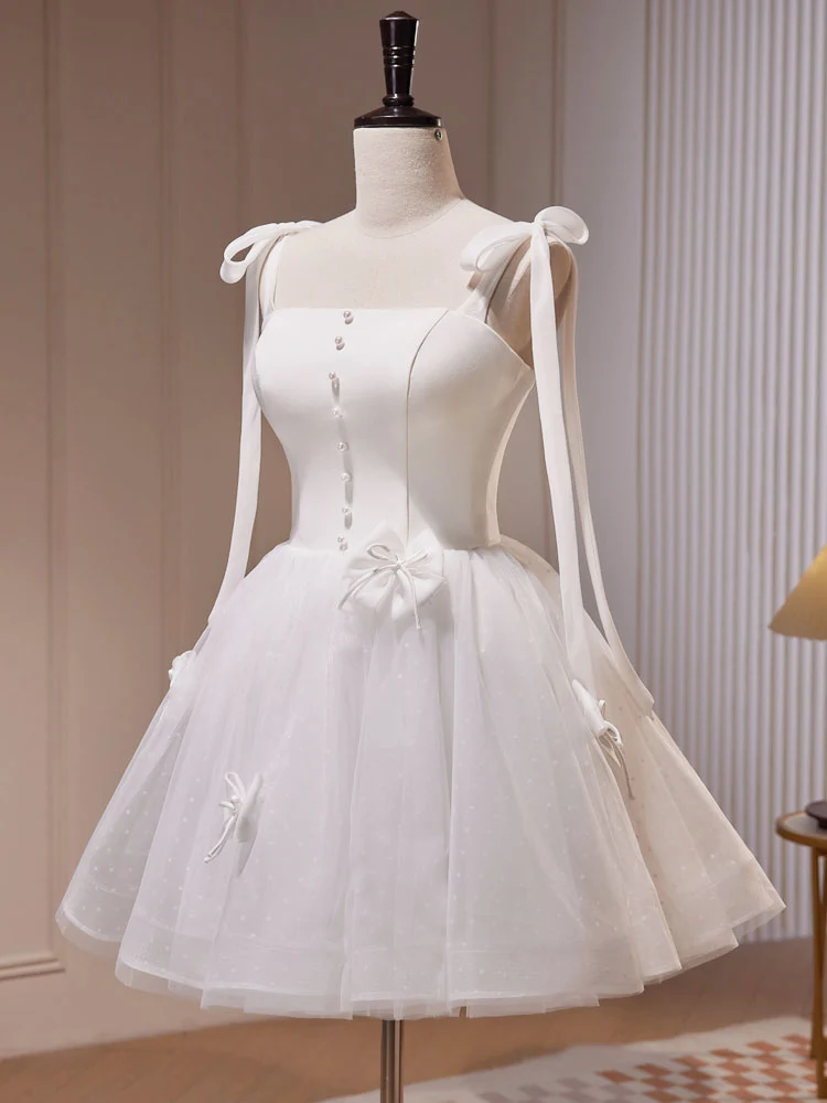 Adorable robe de soirée blanche courte en tulle