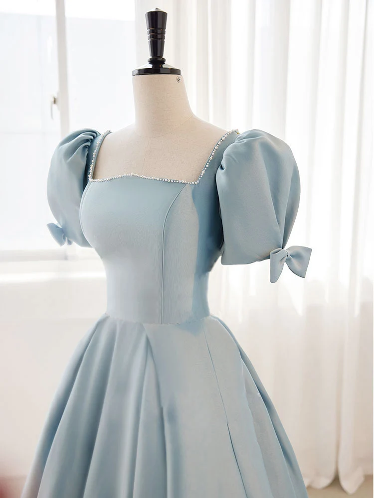 Robe formelle classique trapèze à col carré bleu poussiéreux avec manches courtes bouffantes