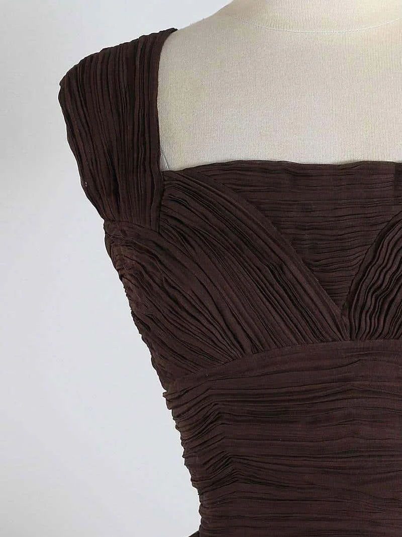 Robe de demoiselle d'honneur courte vintage marron à col carré des années 50