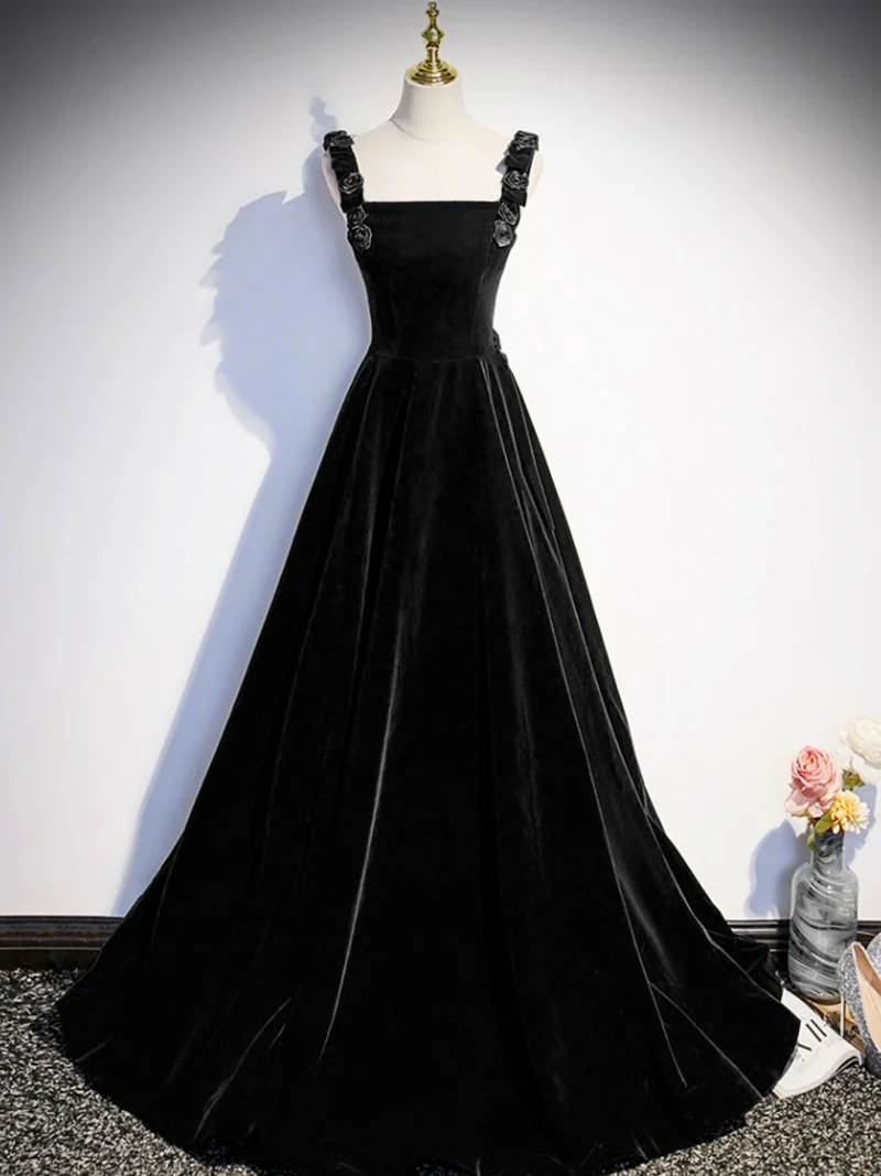 Robe de bal trapèze en velours vert émeraude à bretelles roses