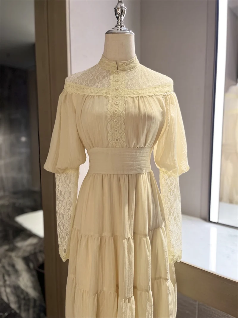 Robe longue vintage à l'ancienne à manches longues