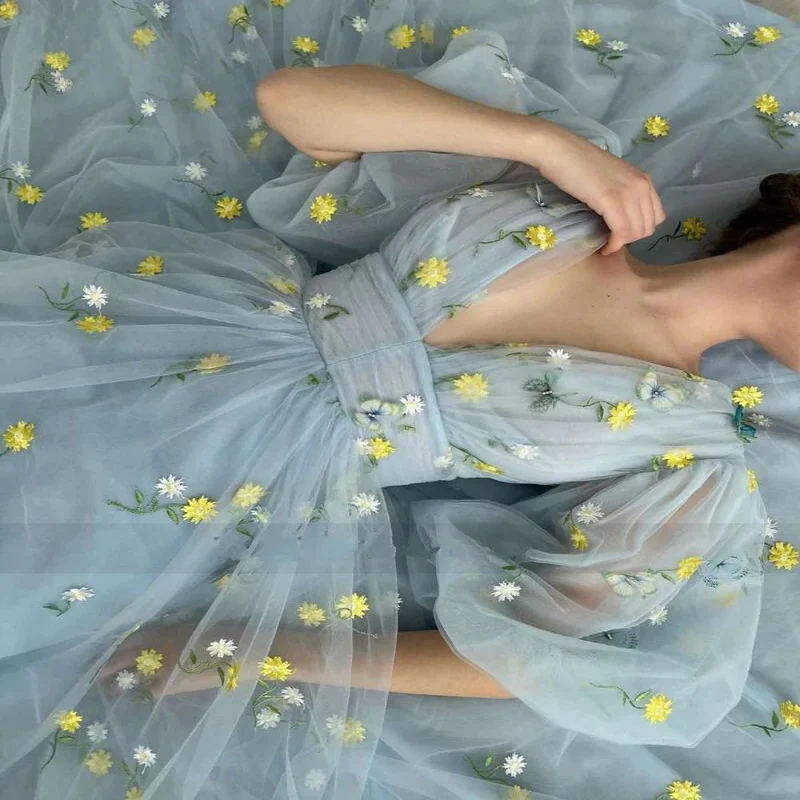 Robe de réception de mariage bleu poussiéreux, longueur thé, avec manches à bulles