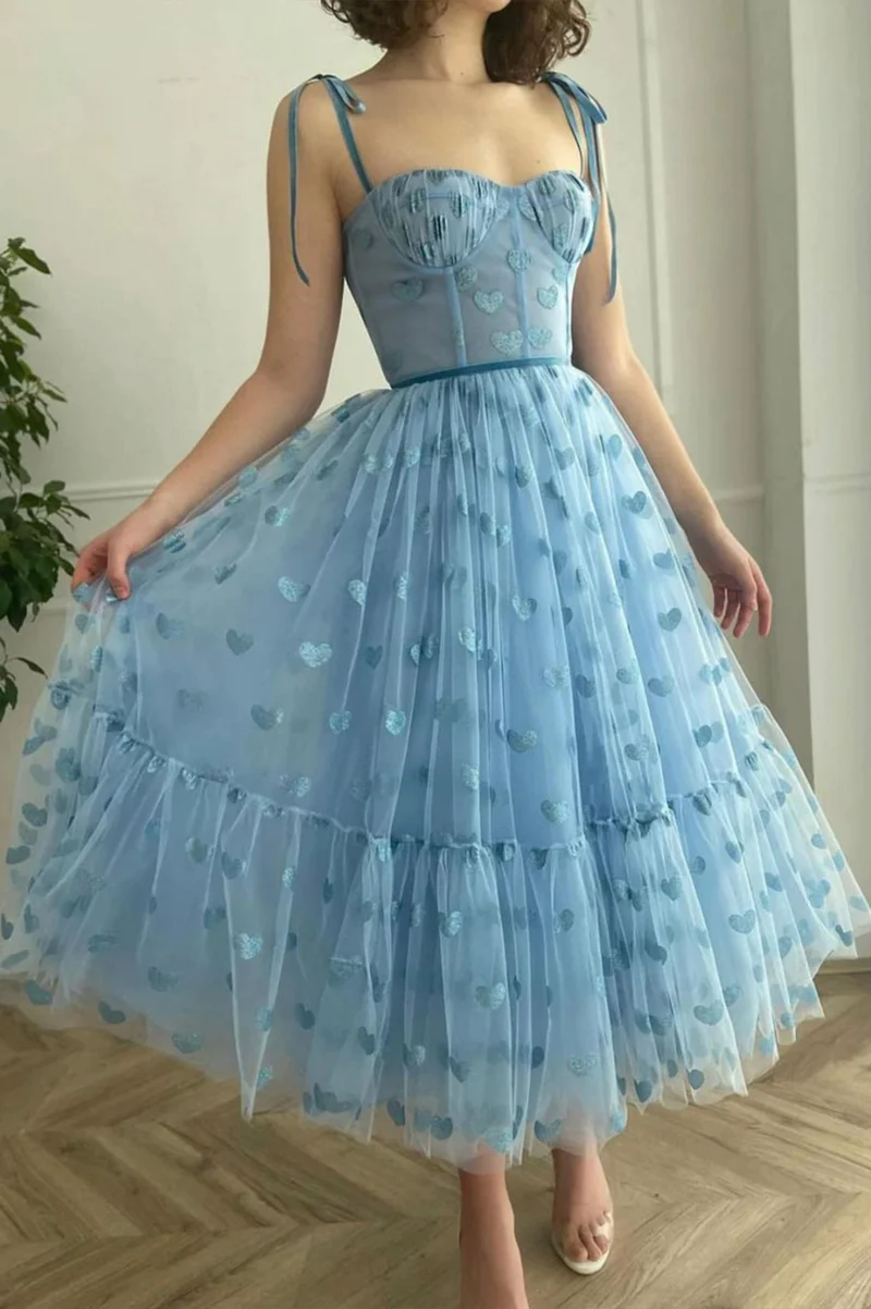 Robe de bal mignonne longueur thé bleu glace robe de remise des diplômes senior