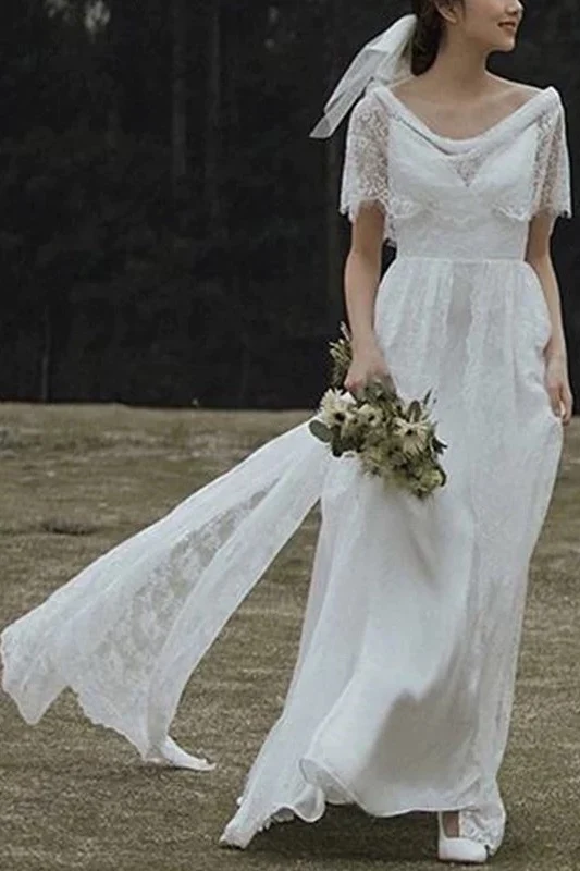 Robe de mariée en dentelle bohème fluide de style campagnard
