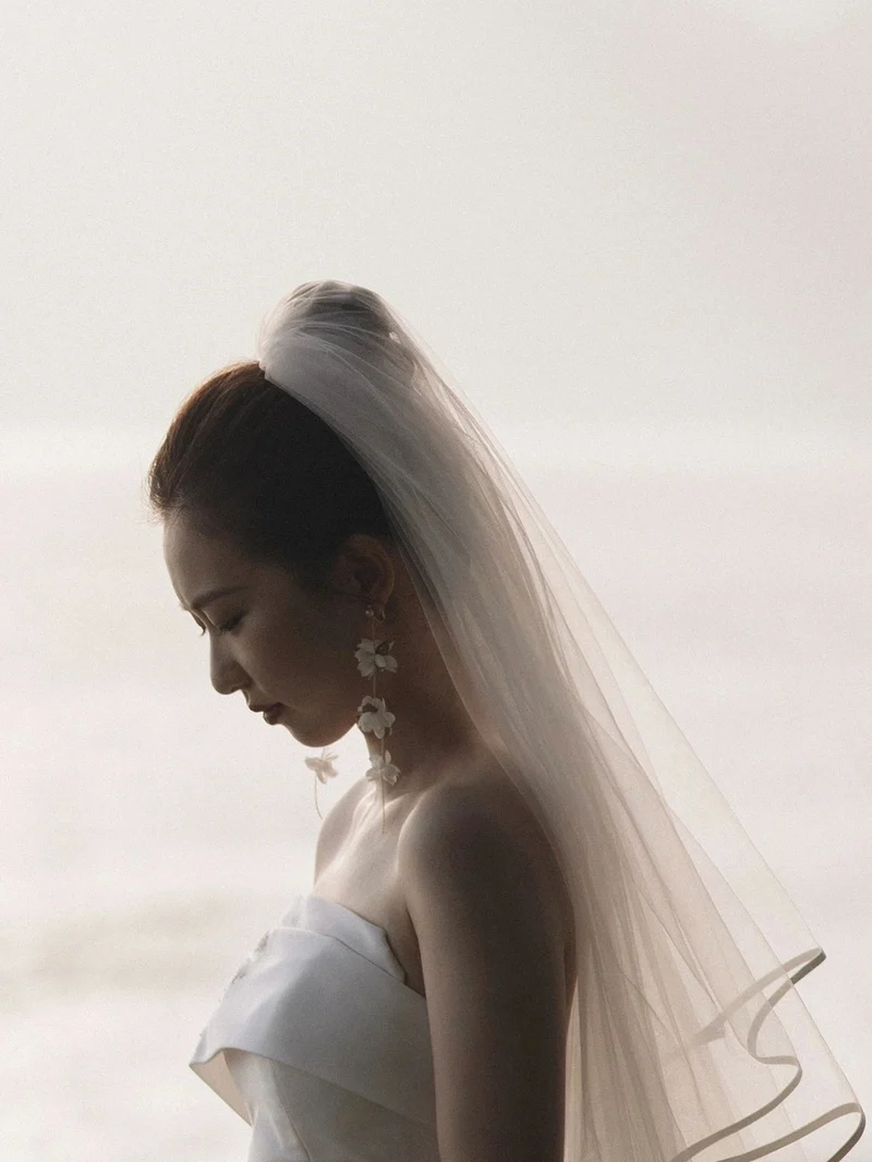 Robe de mariée champêtre en soie simple sans bretelles