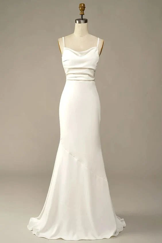 Robe de mariée sirène simple en soie à dos bas