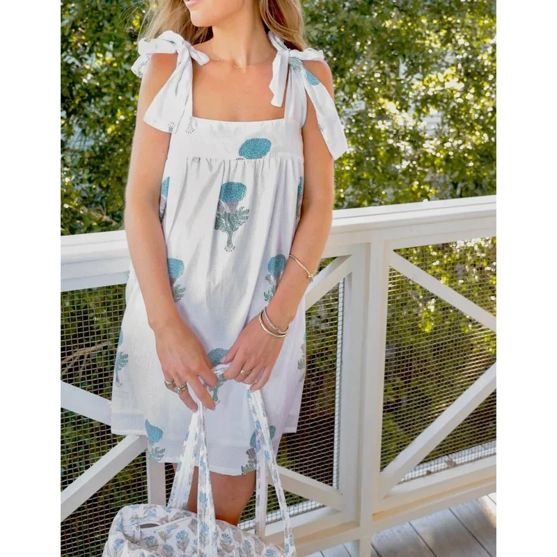 Robe courte tendance estivale