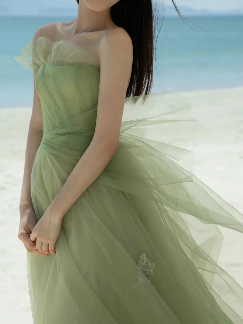 Robe de mariée de plage Boho vert sauge fluide