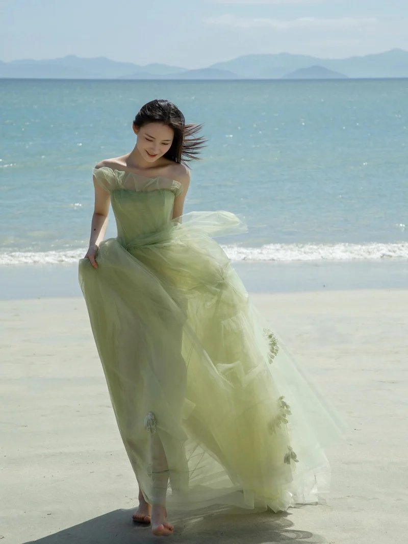 Robe de mariée de plage Boho vert sauge fluide