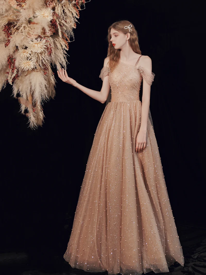 Robe de bal longue en tulle champagne