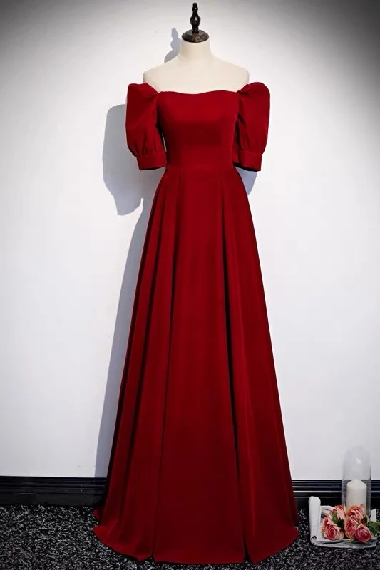 Robe de bal longue marron classique à épaules dénudées