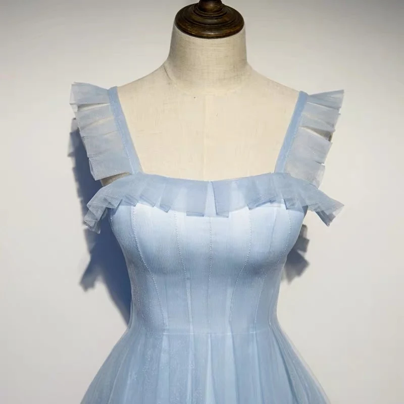 Robe de bal en tulle bleu clair longueur cheville