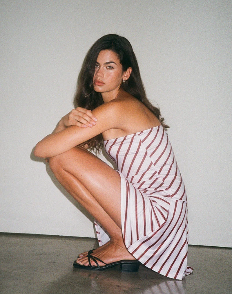 Kagari Mini Dress in Diagonal Stripe Pink (Mini robe à rayures diagonales)