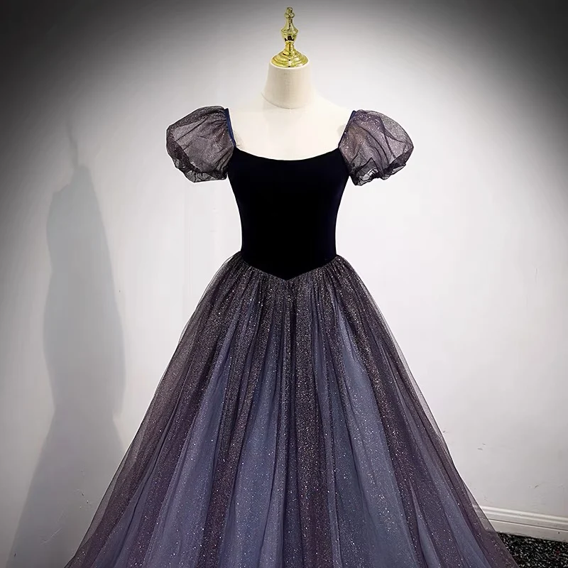 Robe de bal princesse à paillettes avec manches à bulles