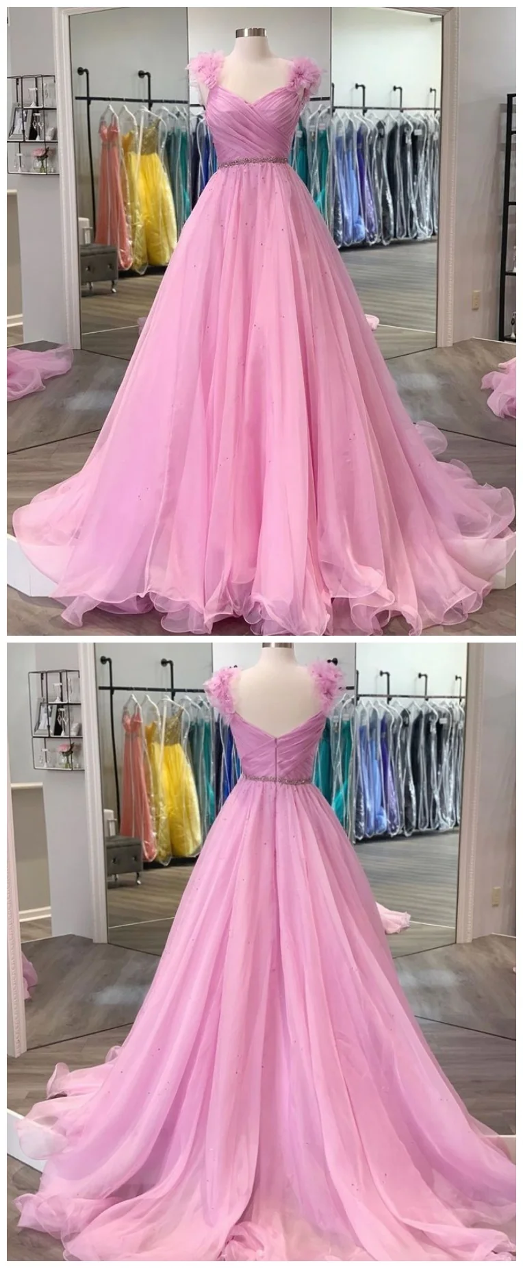 Robe de bal princesse rose avec épaules fleuries