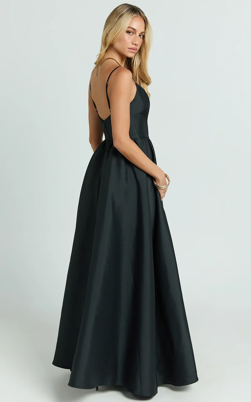 Kali Maxi Dress - Sweetheart Fit And Flare High Split Dress in Black