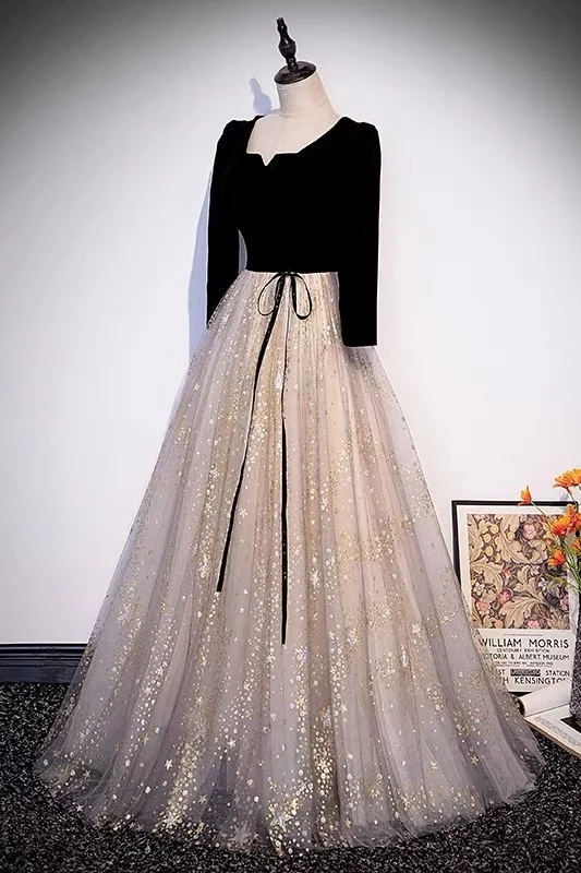 Robe de bal en velours noir unique avec fond pailleté
