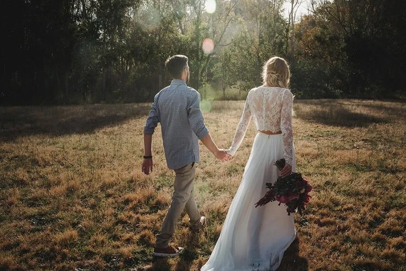 Abordable Boho Flowy Lace Manches Longues Deux Pièces Robe De Mariée Mariée Sépare