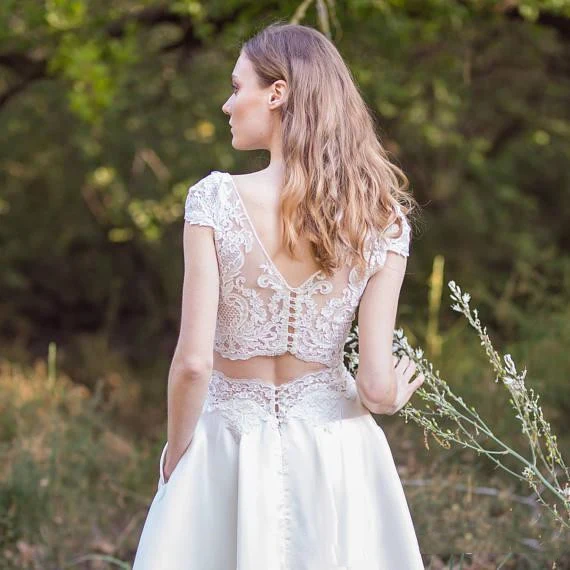 Robe de mariée deux pièces élégante en dentelle avec manches courtes | Séparations de mariée trapèze