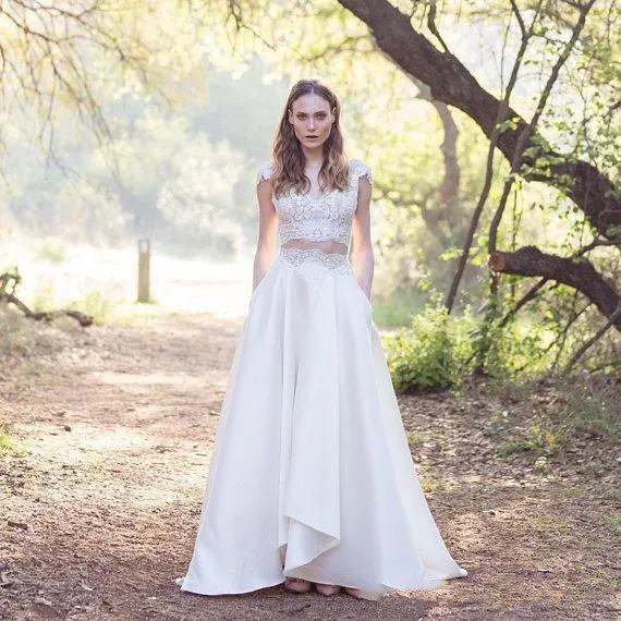 Robe de mariée deux pièces élégante en dentelle avec manches courtes | Séparations de mariée trapèze