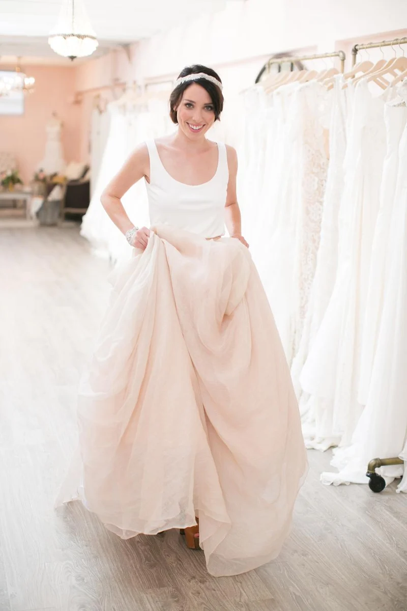 Moderne à la mode ample décontracté haut court deux pièces longue robe de mariée séparations de mariée