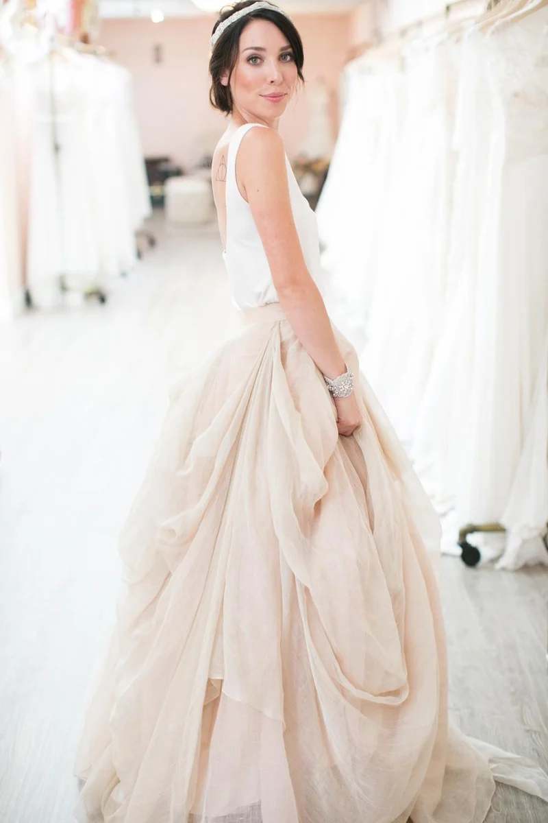 Moderne à la mode ample décontracté haut court deux pièces longue robe de mariée séparations de mariée