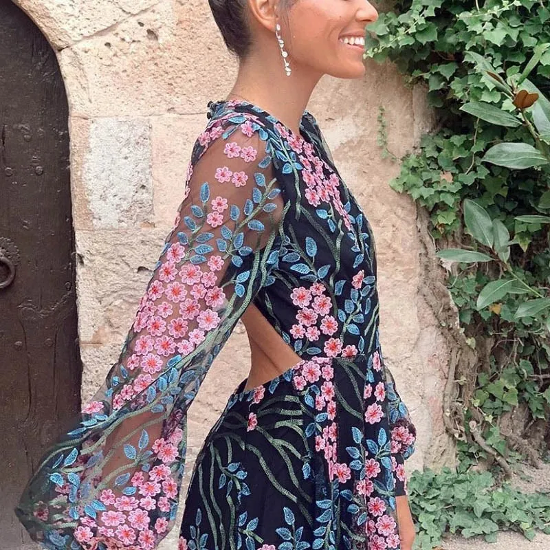 Robe Noire en Mousseline Dos Nu