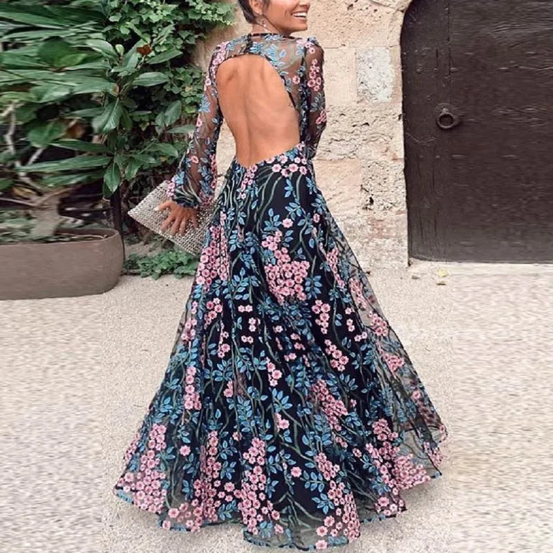 Robe Noire en Mousseline Dos Nu