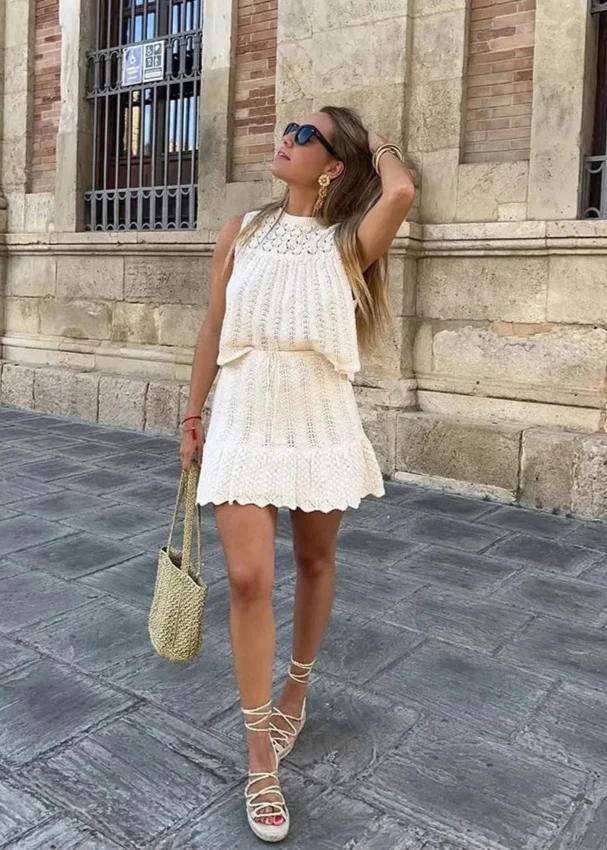 Ensemble Maille avec Jupe Courte