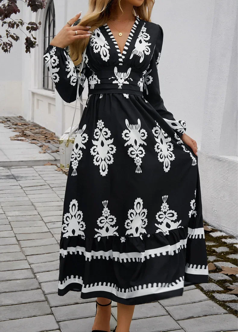Robe Élégante Imprimée Noire