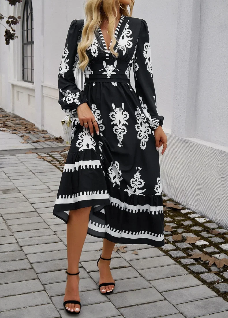 Robe Élégante Imprimée Noire