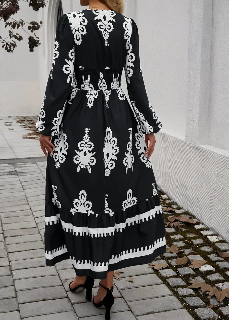 Robe Élégante Imprimée Noire