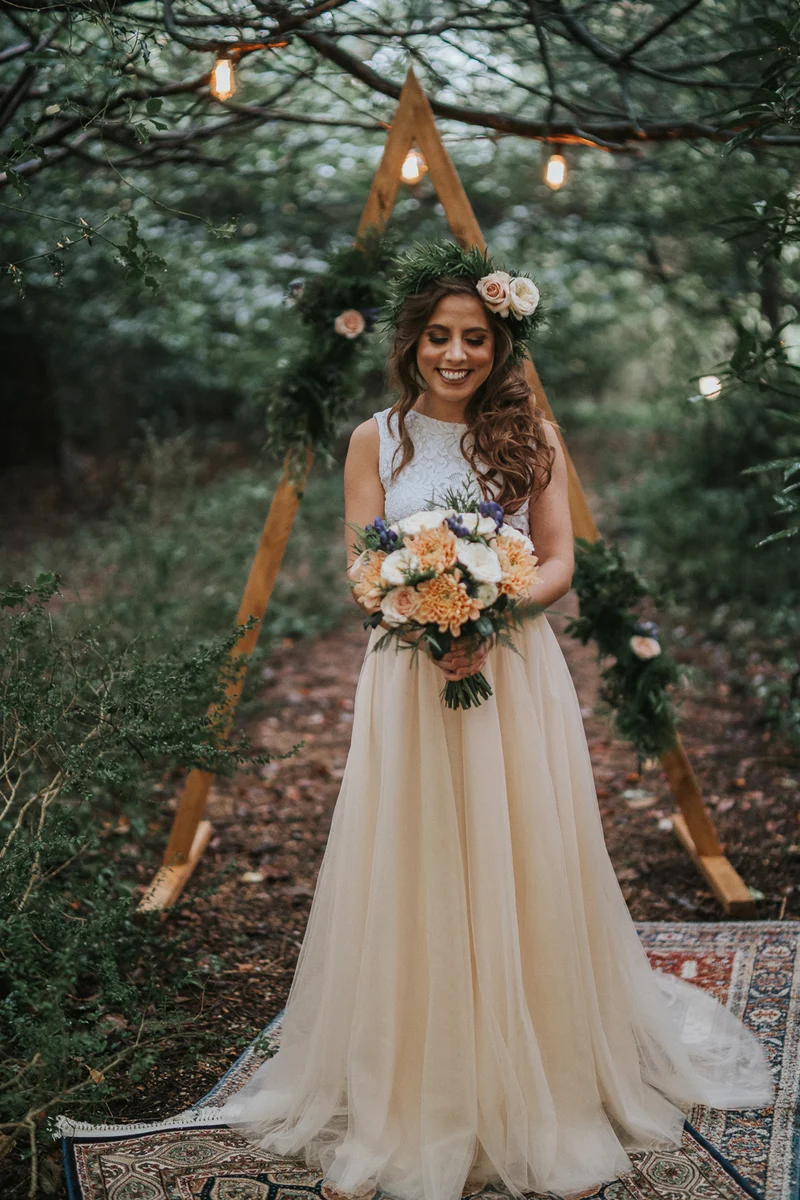 Robe de mariée rustique décontractée en dentelle, haut court, séparations de mariée avec jupe nue