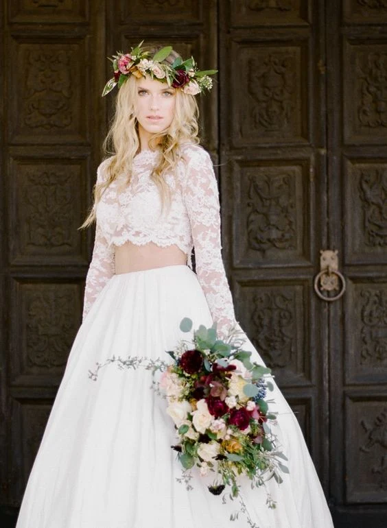 Robe de mariée rustique en deux pièces avec haut court en dentelle à manches longues | Longues séparations de mariée
