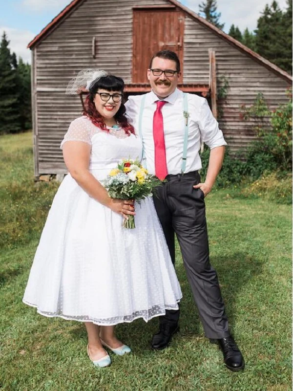Robe de mariée à manches courtes style campagnard des années 50 à pois longueur thé pour dame grande taille