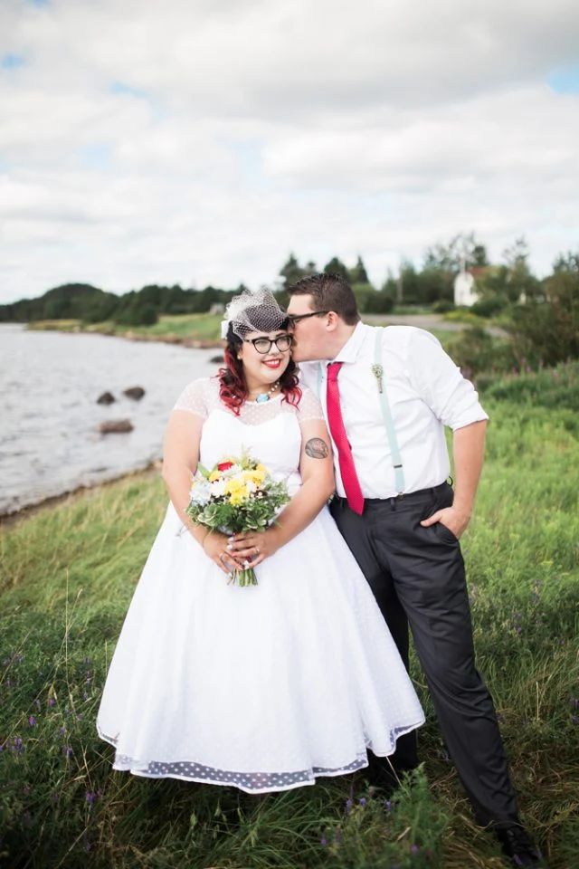 Robe de mariée à manches courtes style campagnard des années 50 à pois longueur thé pour dame grande taille