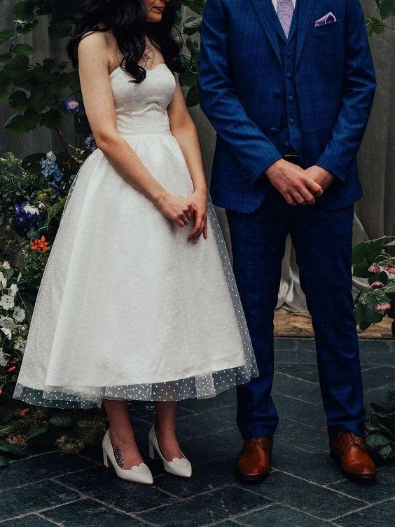 Robe de mariée sans bretelles Rockabilly à pois longueur thé années 1950 rétro courte robe de mariée vintage