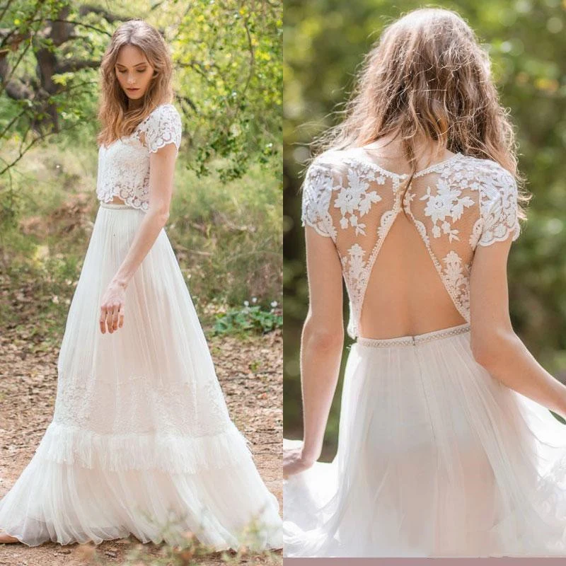 Robe de mariée en dentelle deux pièces romantique et moderne avec dos ouvert