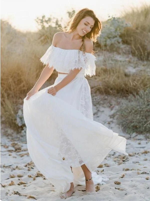 Robe de mariée en dentelle deux pièces fluide à épaules dénudées de plage | Séparations de mariée décontractées