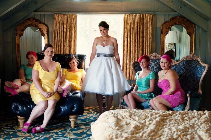 Robe de mariée courte vintage sans bretelles simple