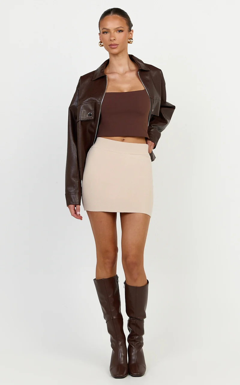 Isabel Mini Skirt - Mid Waist Knit Skirt in Mushroom