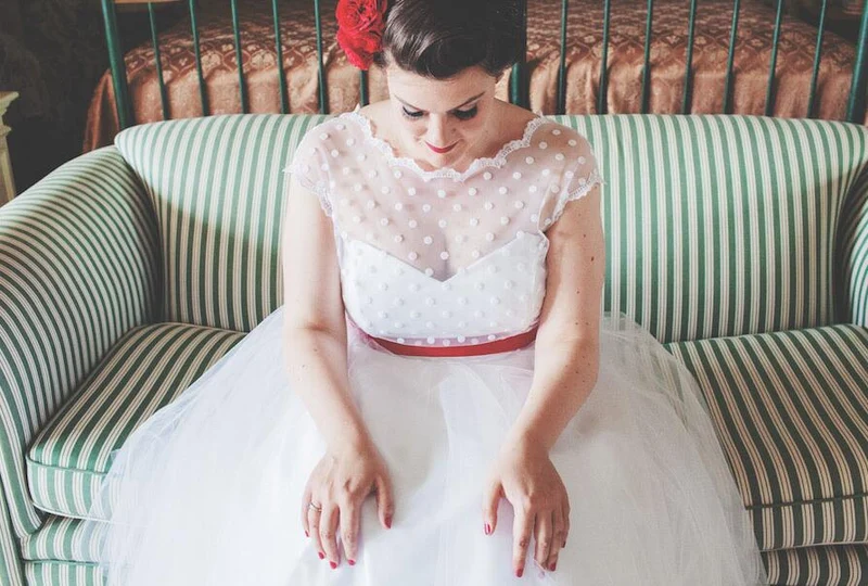 Robe de mariée Rockabilly vintage à manches longues et à pois, longueur thé, années 1950