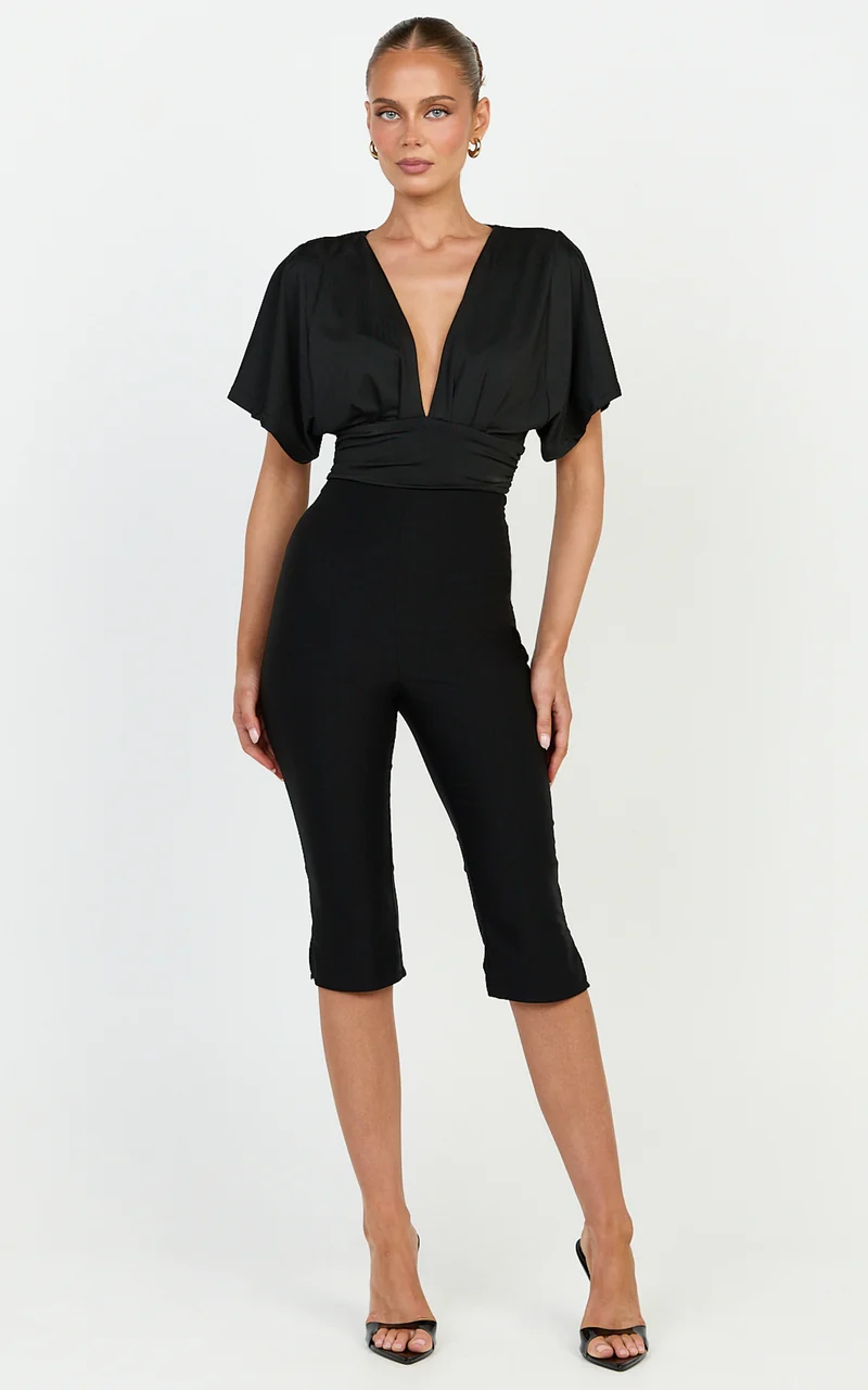 Melenda Pants - Tailored Side Split Capri Pants in Black