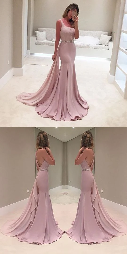Robe de bal longue trompette rose blush avec dos en V et drapé