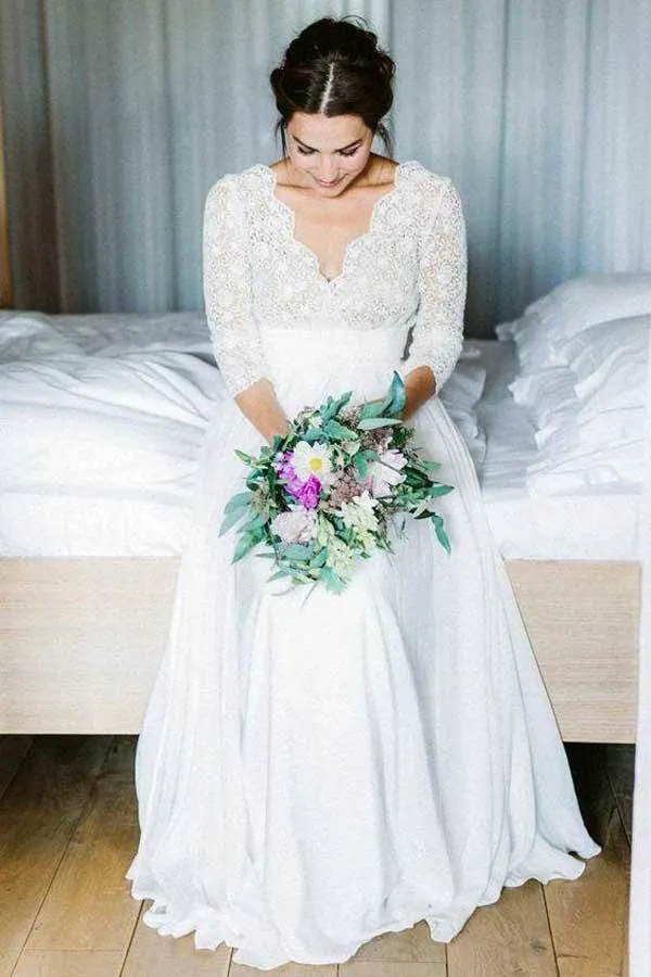 Robe de mariée en dentelle vintage country avec manches longues en dentelle