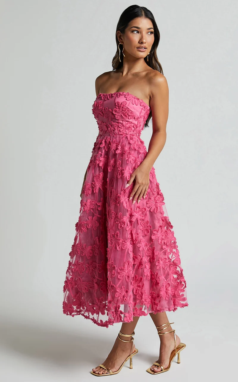 Rheiva Midi Dress - Strapless 3D Embroidery Midi Dress in Pink