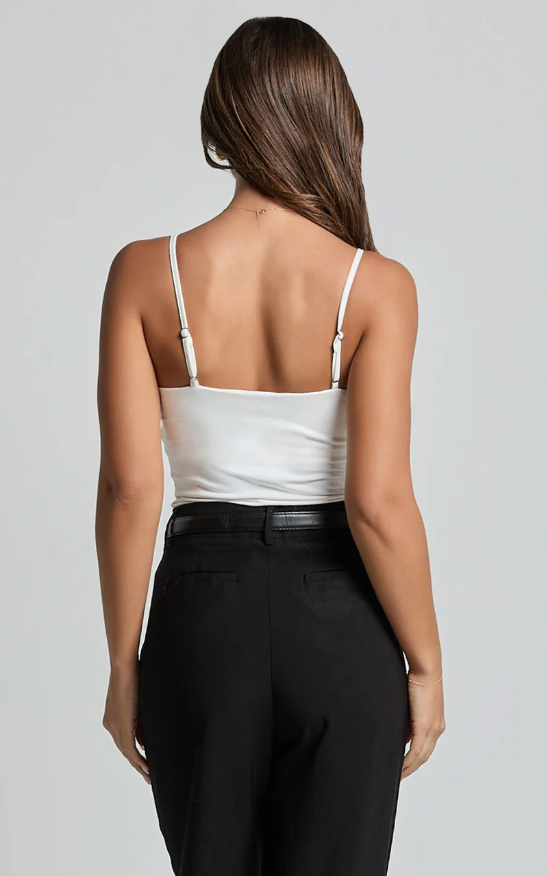 Cady Top - Scoop Neck Top in White