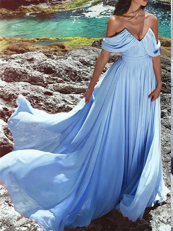 Robe de mariée de plage fluide en mousseline de soie bleue à épaules dénudées